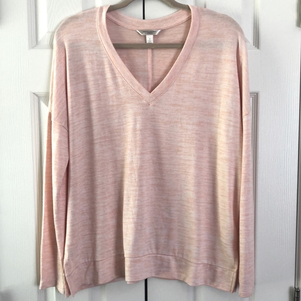 Banana Republic Luxespun Long Sleeve Top Pink V-Neck Size Small